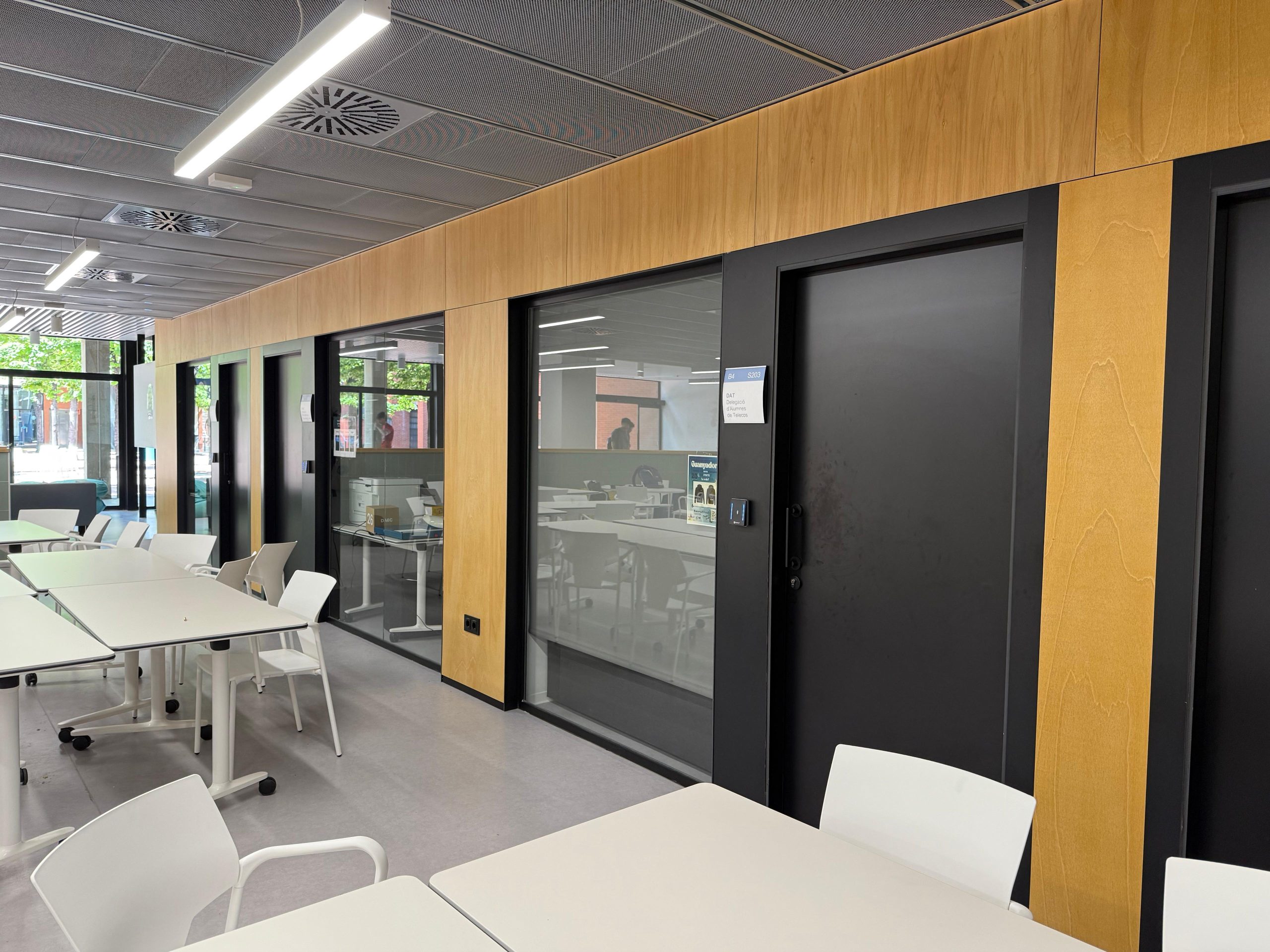 Porta del despatx B4S203